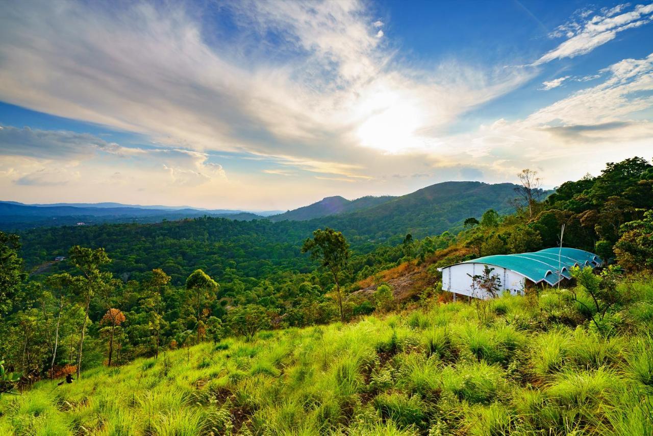 Windale Resorts Pooppara Esterno foto