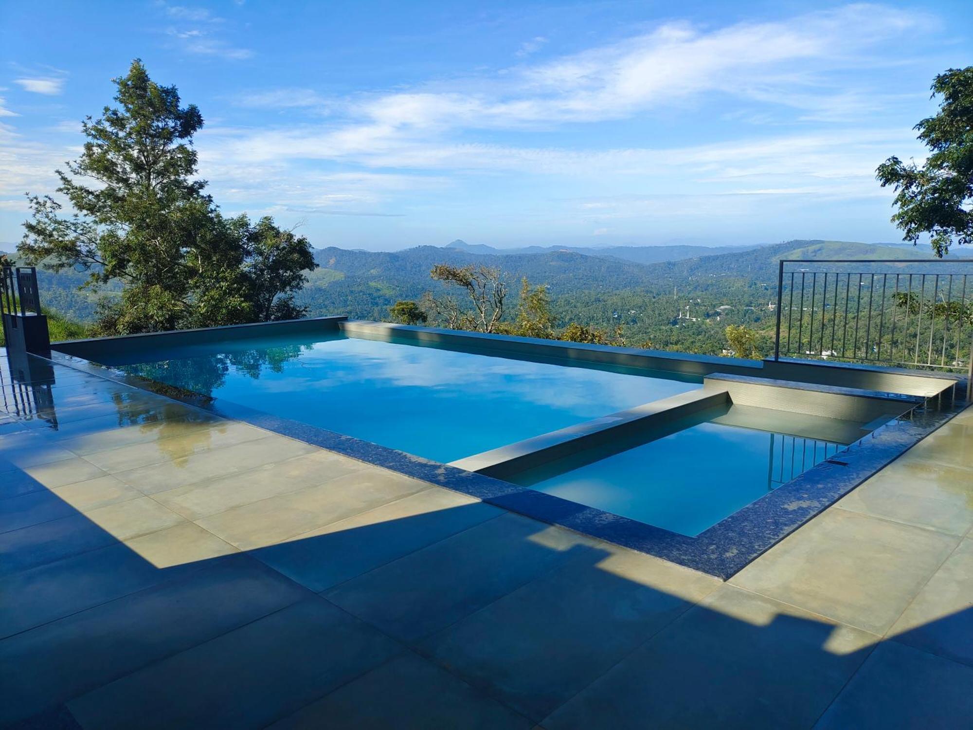 Windale Resorts Pooppara Esterno foto